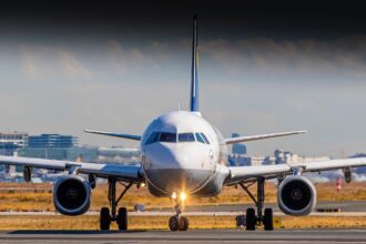 United Airlines Flight UA770 Emergency Diversion